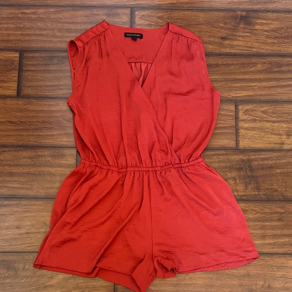 Banana Republic Vibrant Rustic Red Wrap Romper